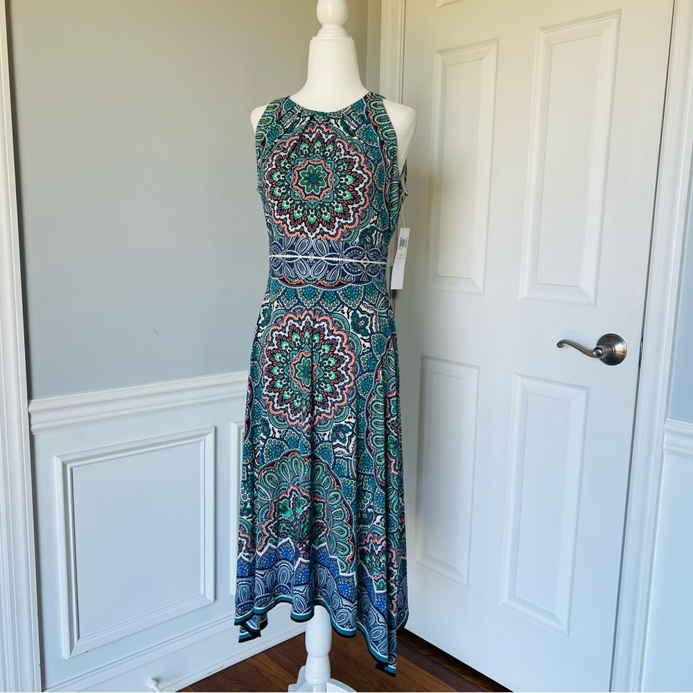 London Times Printed Fit and Flare Asymmetrical Hem Dress. Size 2